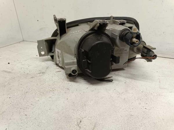 PHARE DROIT RENAULT CLIO 5/1996-1998 - Vue 2